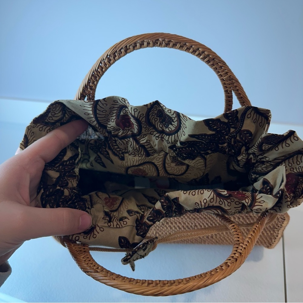Shiva Urban Tan Brown Handwoven Bali Rattan Bucket Fabric Cinched Purse Handbag - Picture 7 of 8